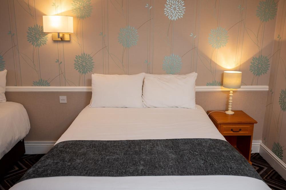 Bridge Inn by Greene King Inns