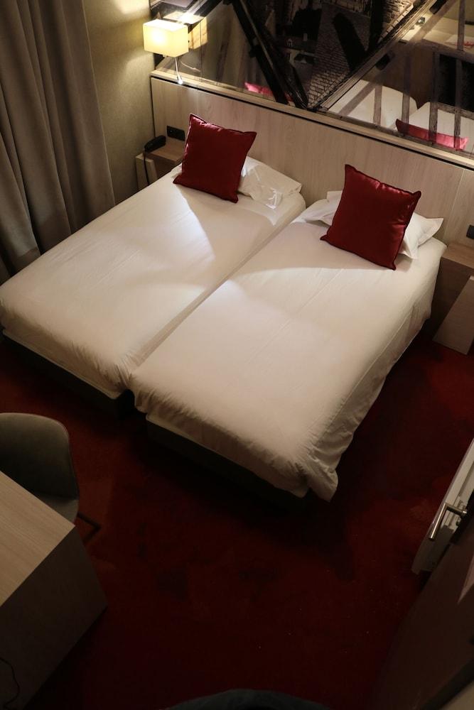 Les Terrasses Poulard