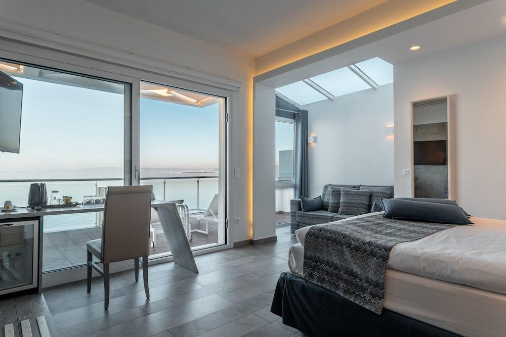 Golden Star City Resort