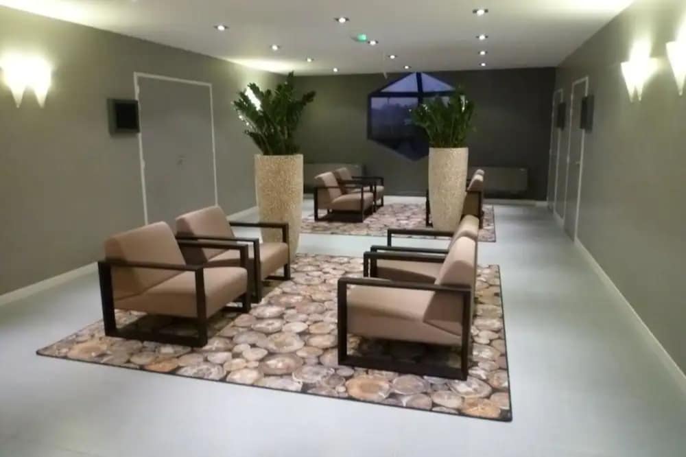 Kyriad La Roche Sur Yon