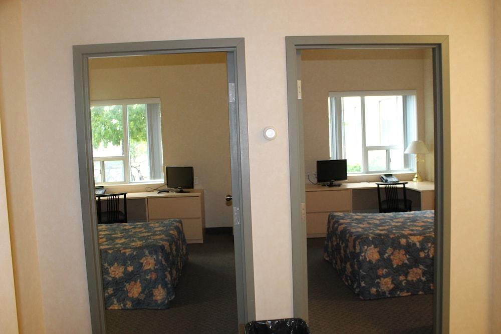 Residence & Conference Centre - Windsor