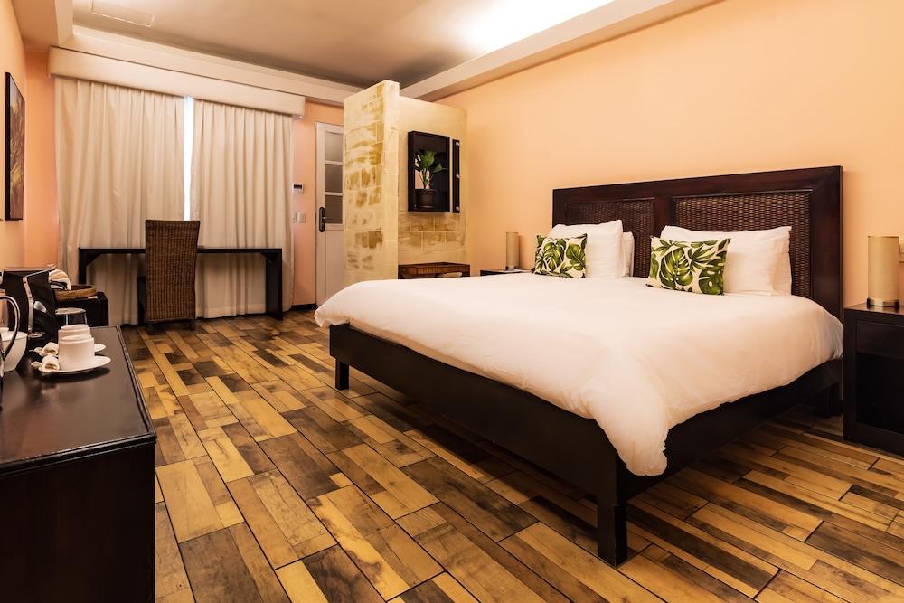 Gaia Hotel And Reserve - Adults Only