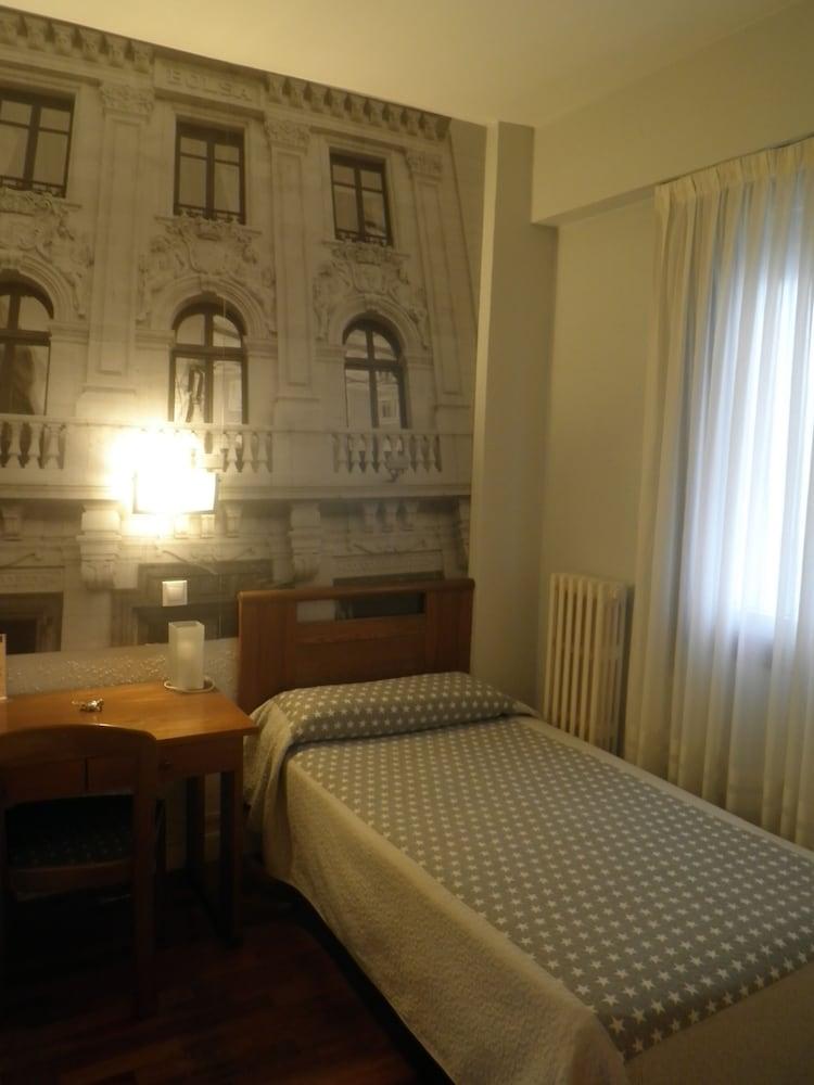 Photo Zabalburu Hotel