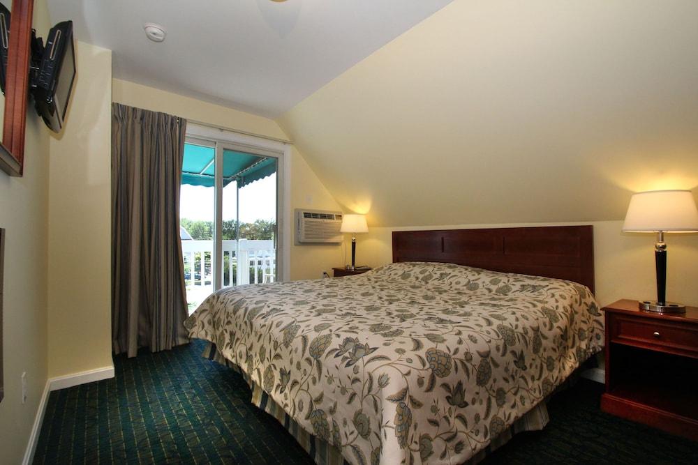 Sea Cliff House Motel