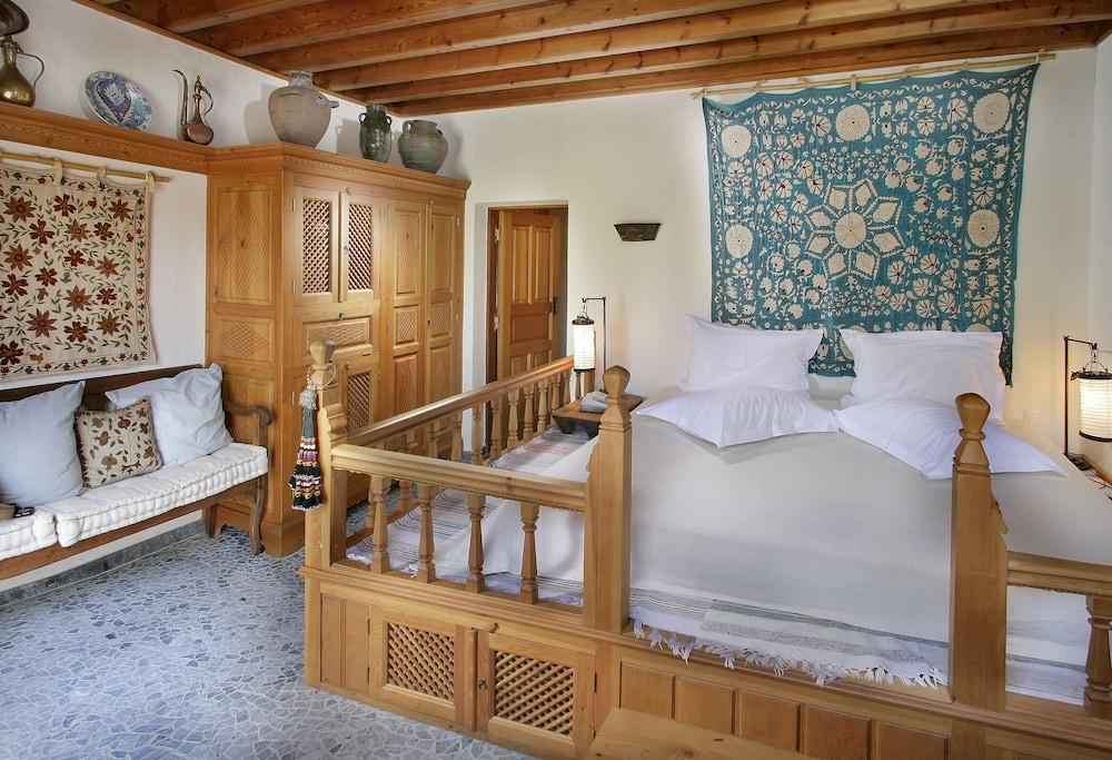 Melenos Art Boutique Hotel