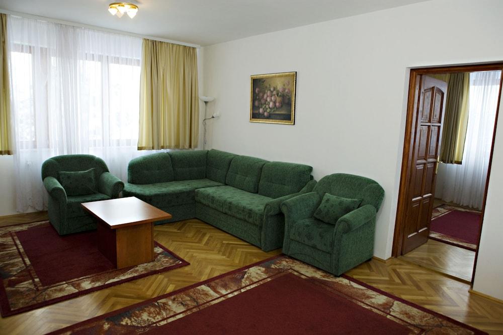 Helios Hotel Pension