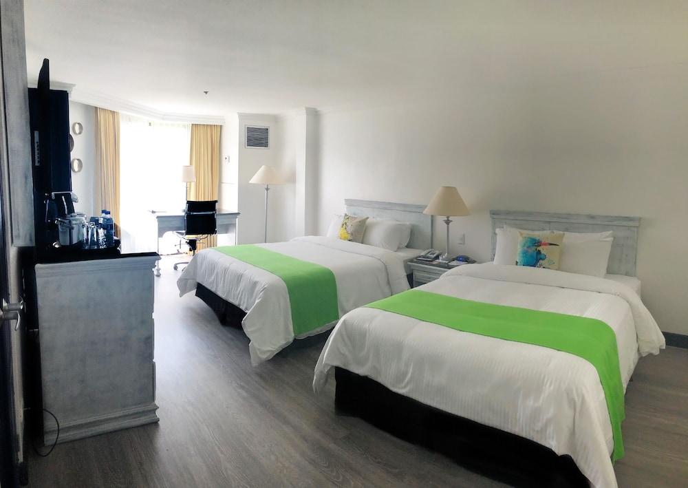 Wyndham San Jose Herradura Hotel & Convention Center