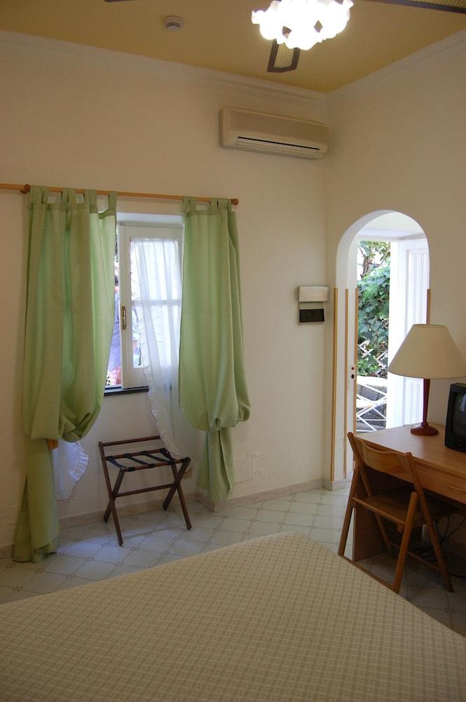 Hotel Villa Augustus