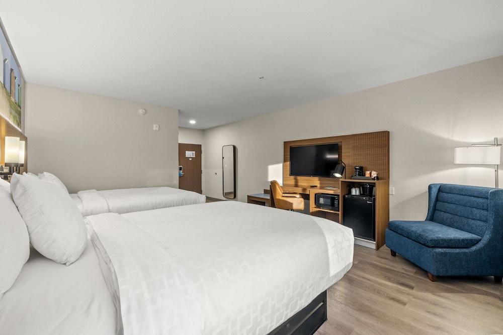 Clarion Pointe Lakeland I-4