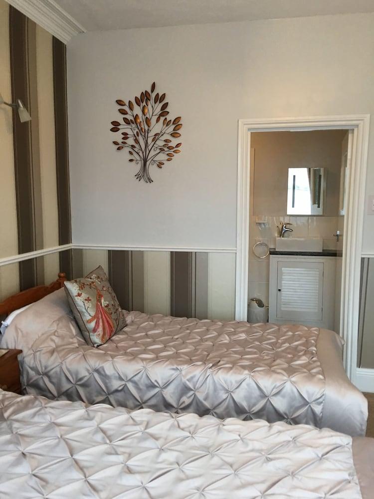 The Cherry Tree Guest House