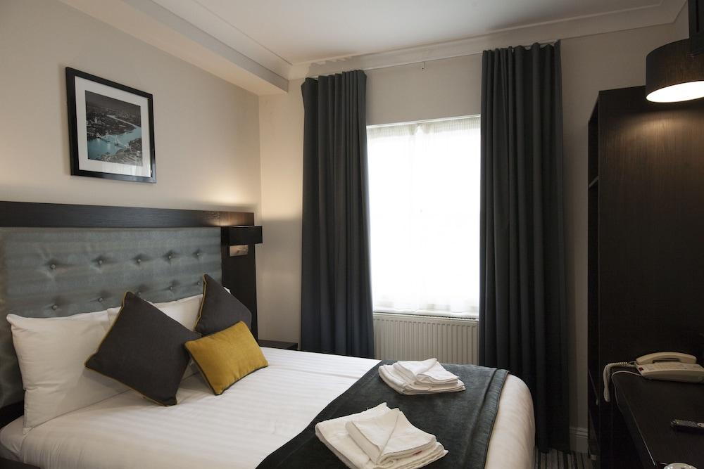 St George's Inn Victoria