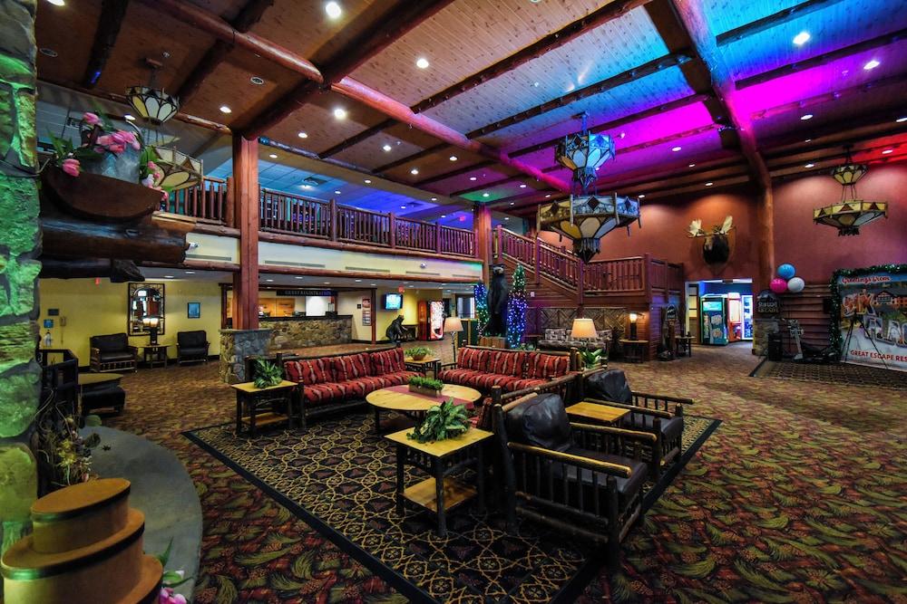 Six Flags Great Escape Lodge & Indoor Waterpark