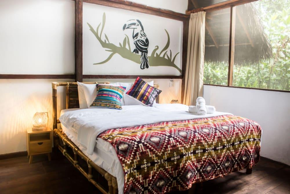 Socia/tel Amazon Tena