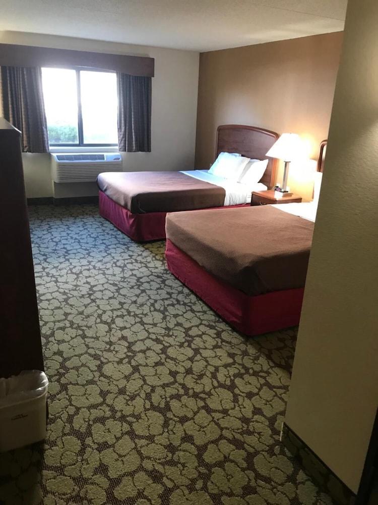 AmericInn by Wyndham Appleton North/Little Chute