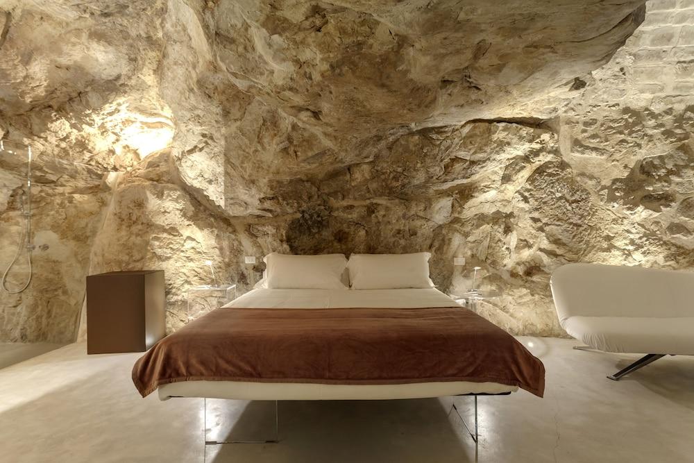 Locanda Don Serafino Historical Boutique Hotel