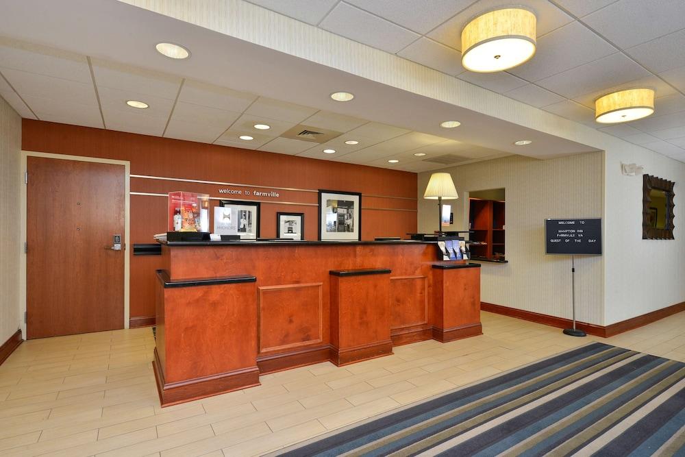 Hampton Inn Farmville, VA