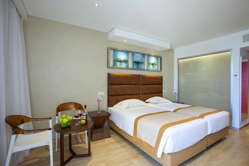 Faros Hotel Ayia Napa