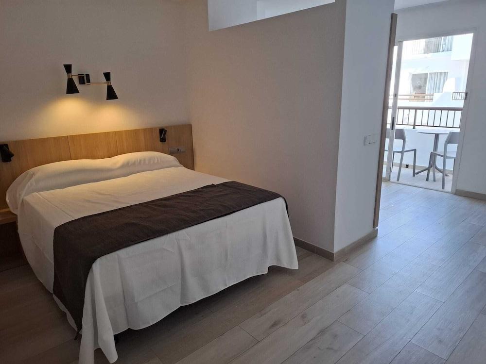 Sunside Ibiza Studios - Adults Only