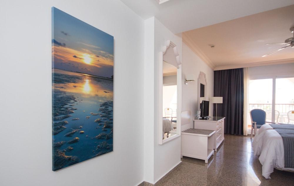 Mac Puerto Marina Benalmadena