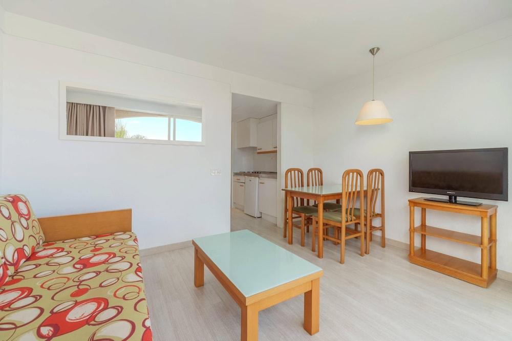 Club Simo Aparthotel