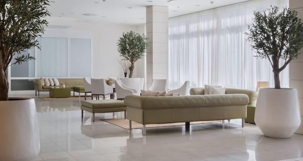 Bluesun Hotel Elaphusa