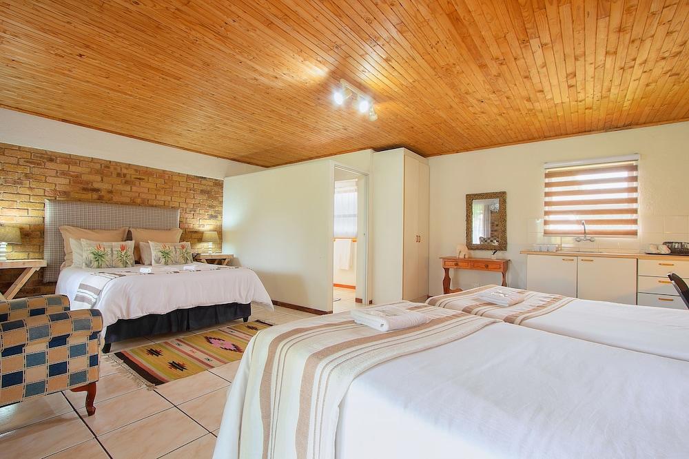 Airport Bird & Game Lodge