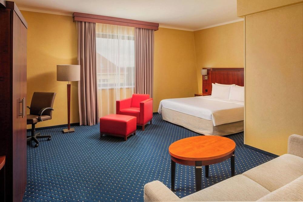 Courtyard by Marriott Prague City