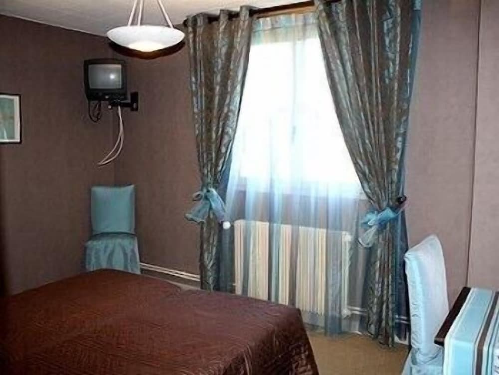 Logis Hôtel Au Puits Enchanté