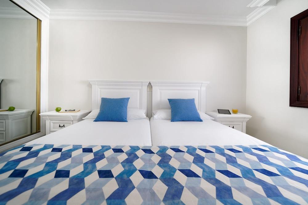 LABRANDA Los Cocoteros