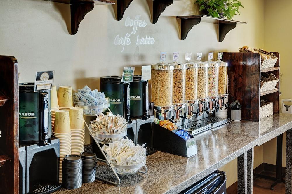 Lakeview Inns & Suites - Slave Lake