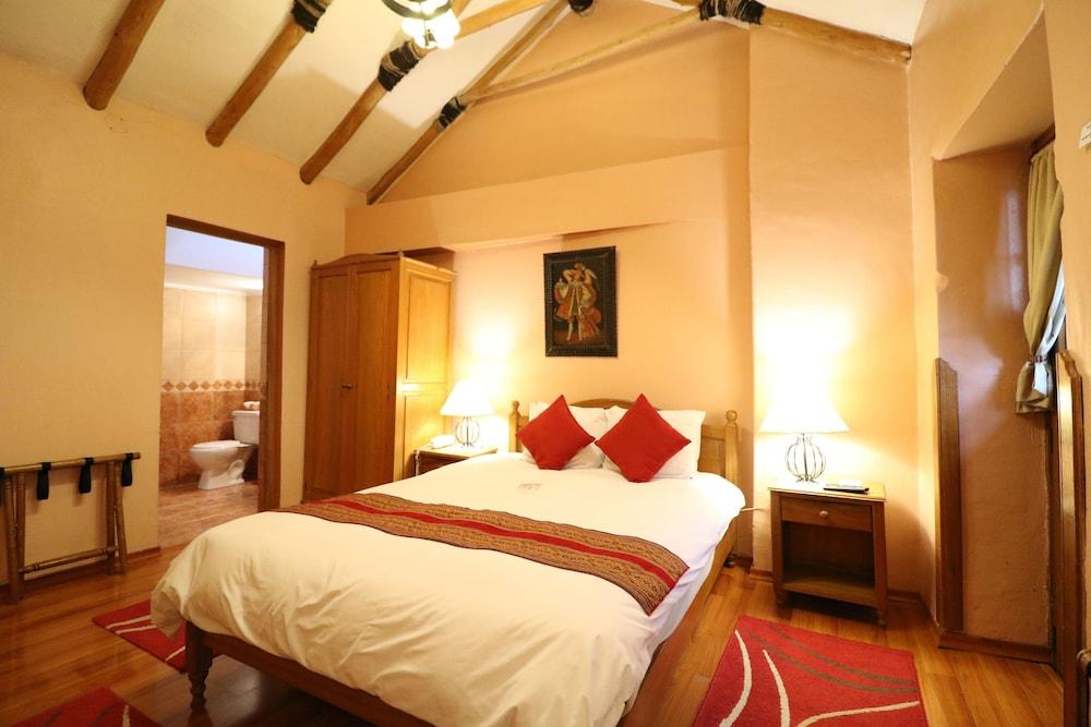 Hotel & Mirador Los Apus