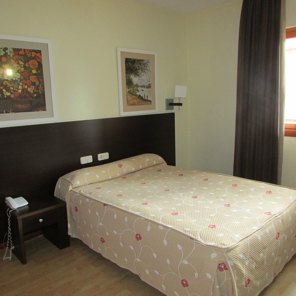 Hotel Tudanca Aranda II