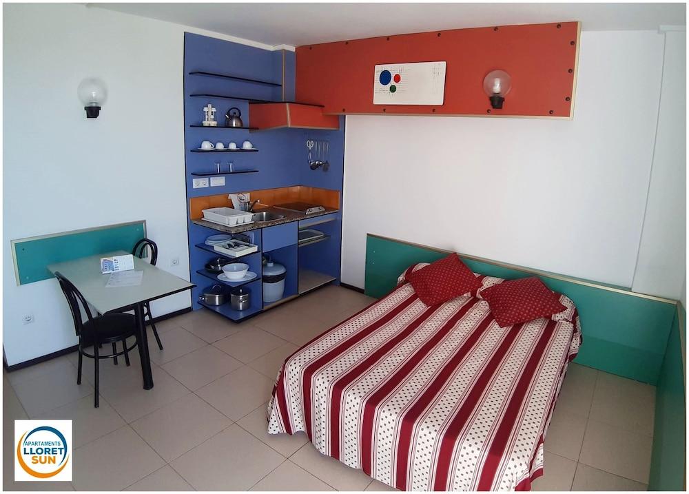 Apartaments Lloret Sun