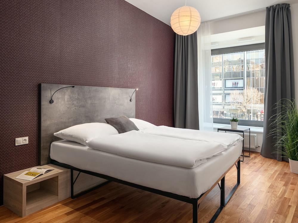 EA ApartHotel Melantrich