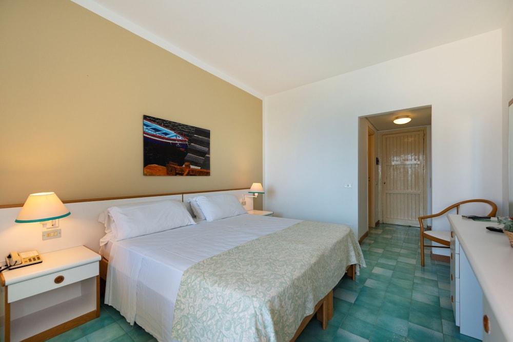 Torre Normanna Hotel