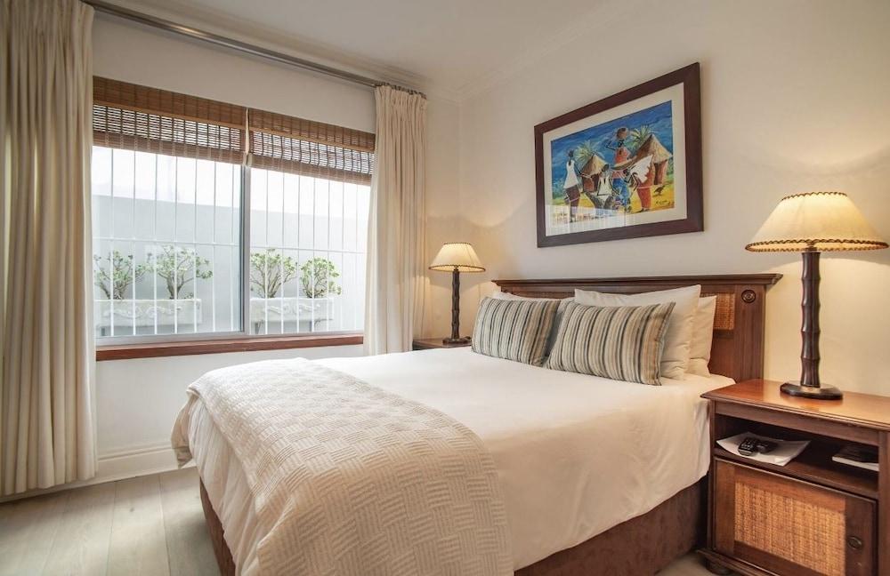 Bantry Beach Luxury Suites