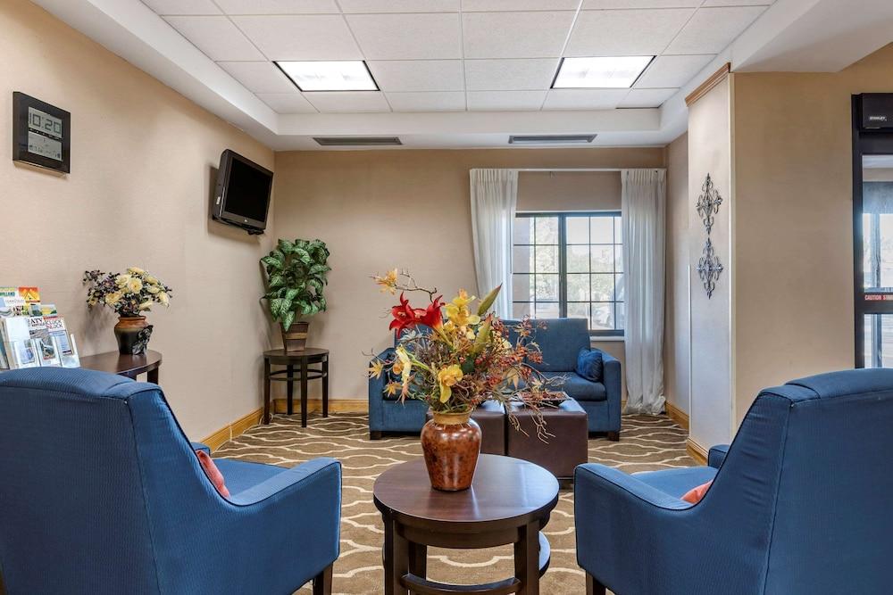 Comfort Inn Downtown - University Area