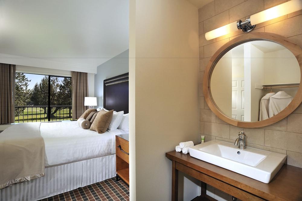 The Lodge at Eagle Crest Resort