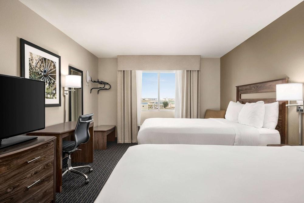 Baymont by Wyndham Rawlins