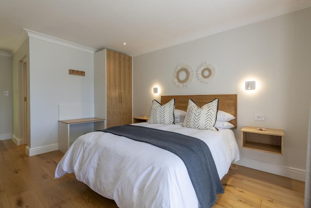 Hide Away Guest House