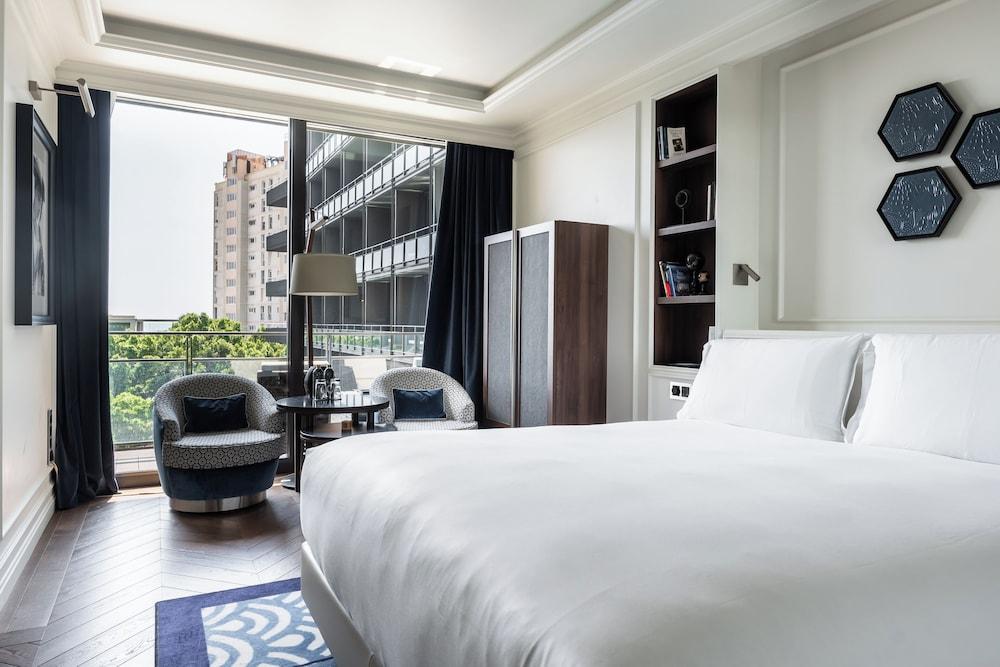 Sofitel Barcelona Skipper