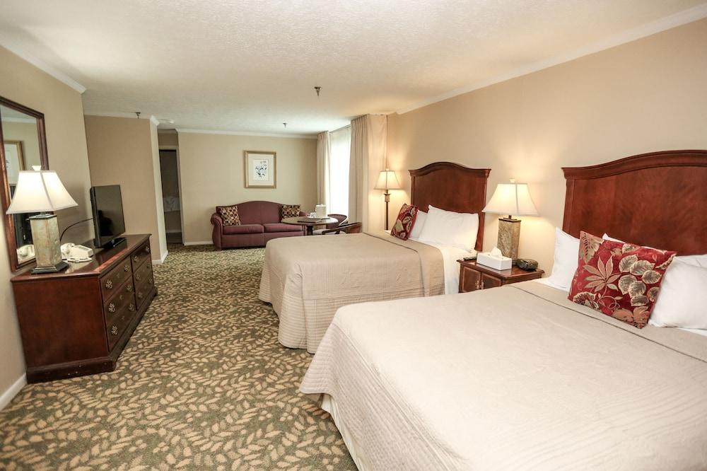 The Historic Summit Inn