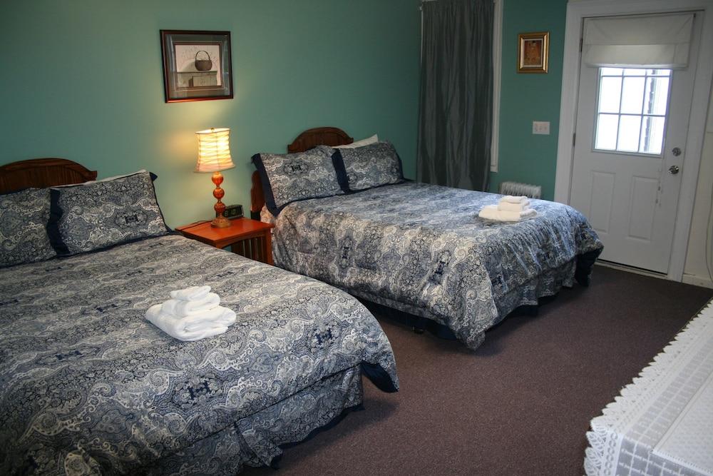 The Hayden Creek Inn