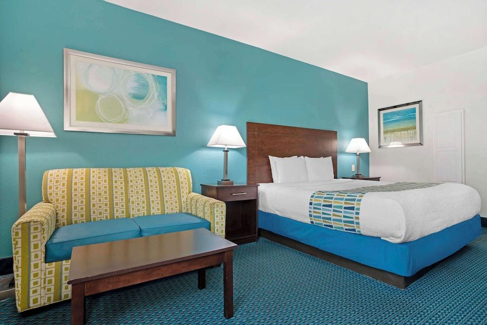 Best Western Plus Blue Angel Inn