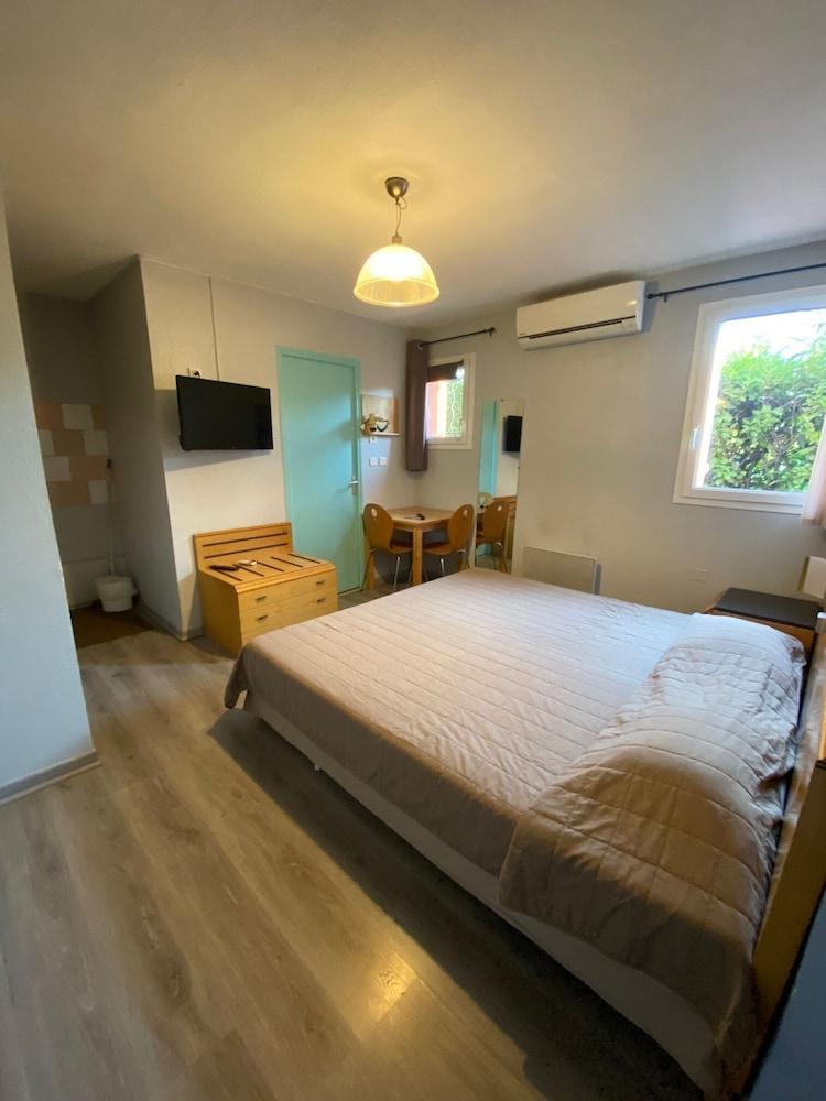 AppartHotel Festival Sud Suites - Gare TGV