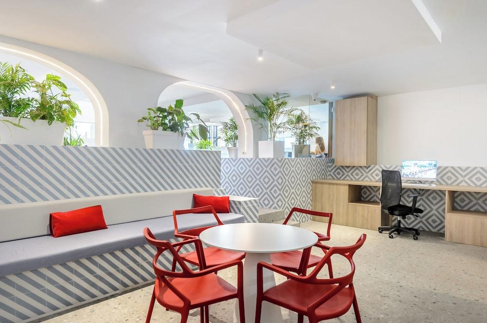 Hotel Vibra Isola - Adults Only