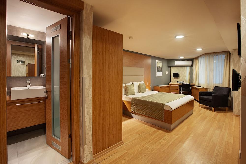 Gallery Residence & Hotel