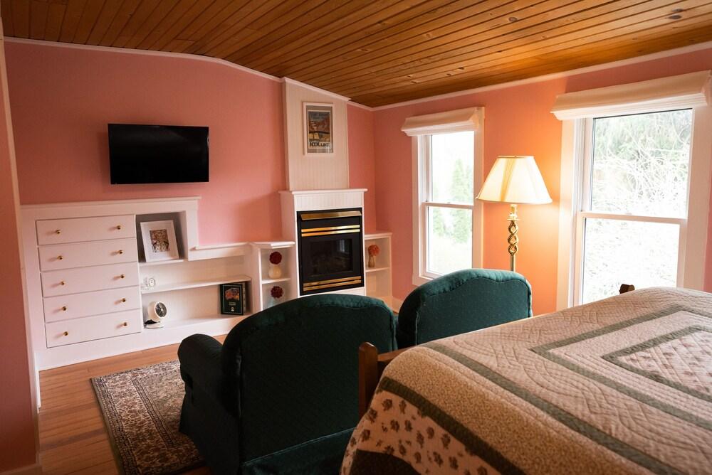 Garden Grove Bed and Breakfast