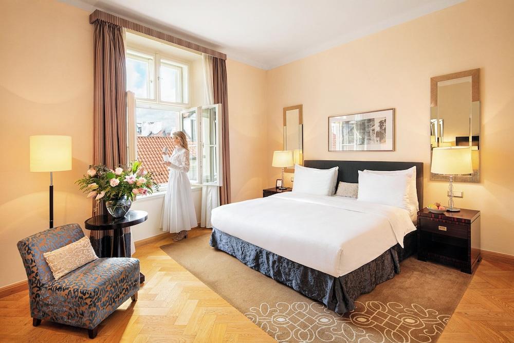 Mandarin Oriental, Prague