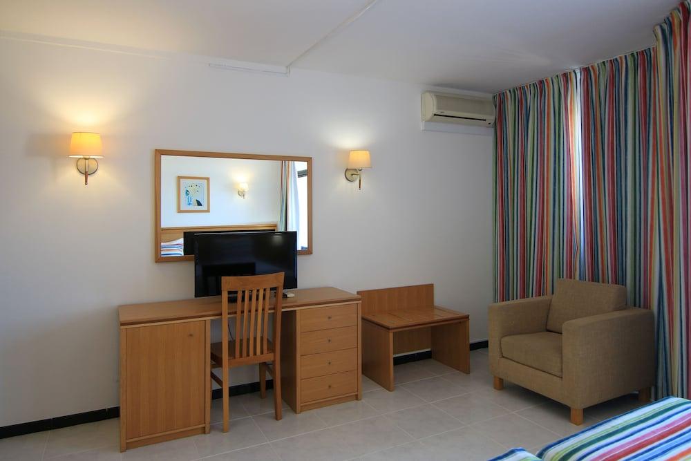 Monica Isabel Beach Club